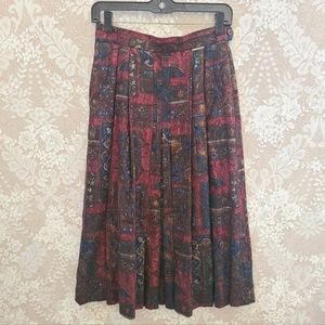 GEIGER Brand Made In Austria Pleated Skirt A-Line Floral Tapestry Print Dark Red